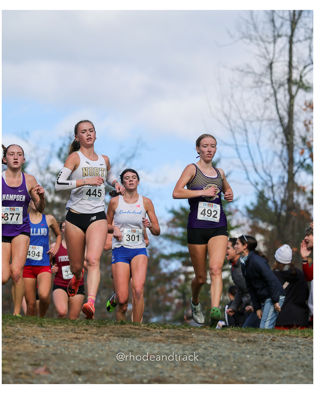Charli McCue, Cumberland, P28, 20:06.73 - New England Cross Country State Championship - Thetford Vt - November 8, 2025 File: ./dir-1-Girls-Championship/251108-2025-New England-Cross-Country-Championships-Thetford-VT-58-296A1346.jpg Charli McCue, Cumberland, P28, 20:06.73 - New England Cross Country State Championship - Thetford Vt - November 8, 2025 – 2025 New England…